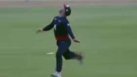 Glenn Phillips stuns everyone with jaw-dropping catches