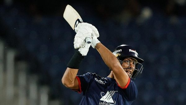 rachin-ravindra-aces-the-indian-challenge-in-style.Click to read full article.